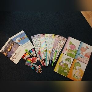 Surprise Stationary Bundle